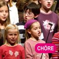 Kinder singen im Chor