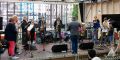 Das Bläserensmble Symphonic Winds spielt auf dem Domshof auf der Bühne